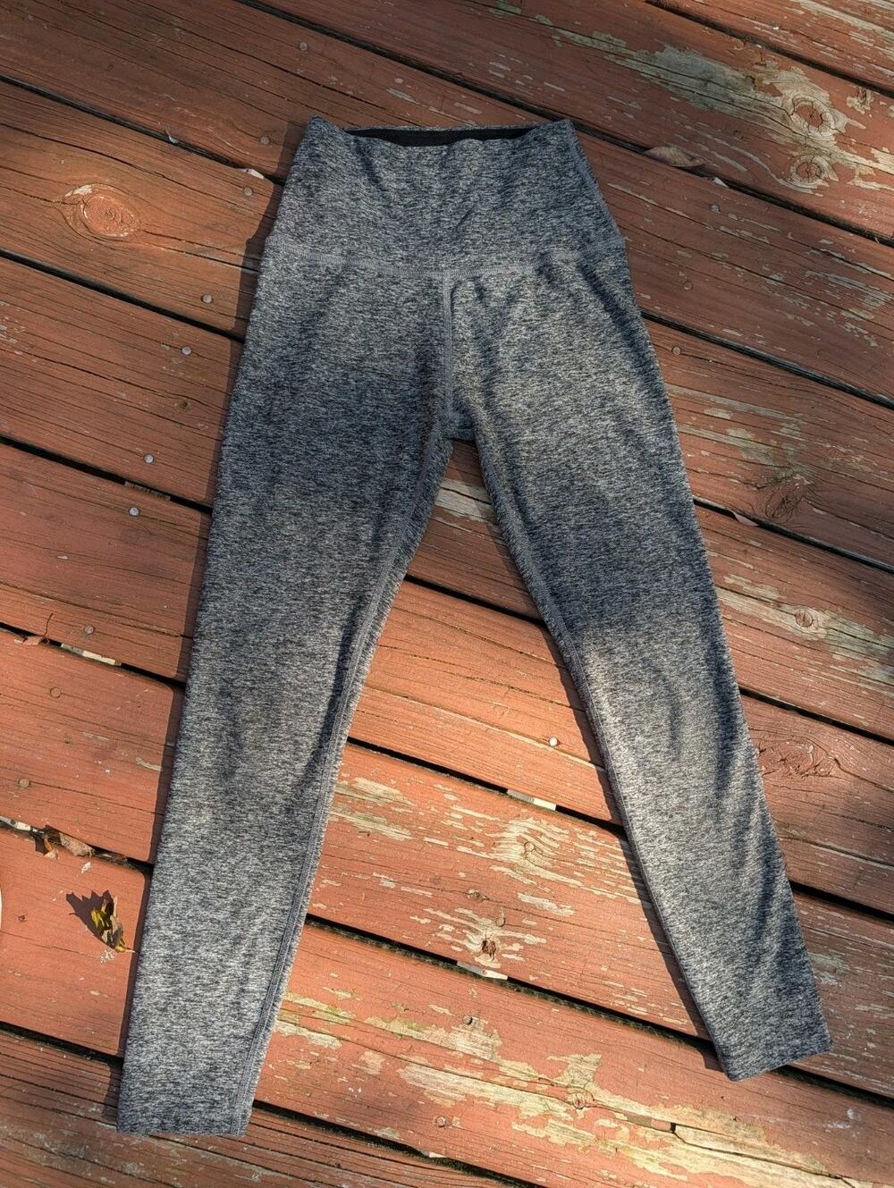 Beyond Yoga Spacedye Heathered Gray High Rise Ankle Stretch Leggings XS